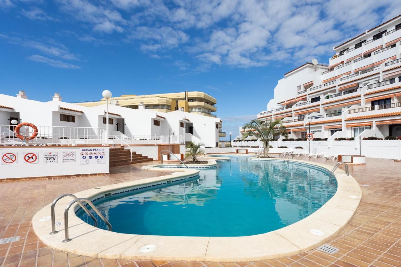 Home2Book Paradise Costa Adeje, Pool ปลายา ฟัญญาเบ ภายนอก รูปภาพ